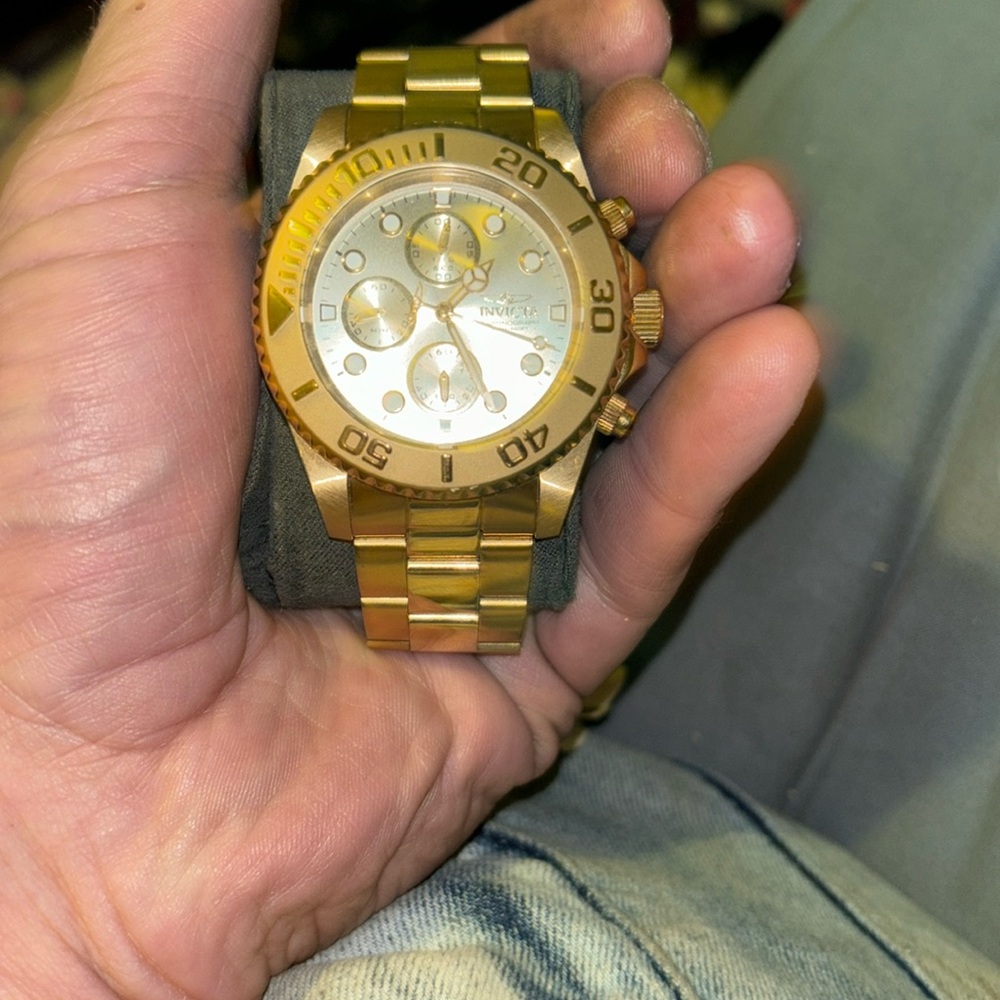 Men’s Invicta pro diver new never worn
